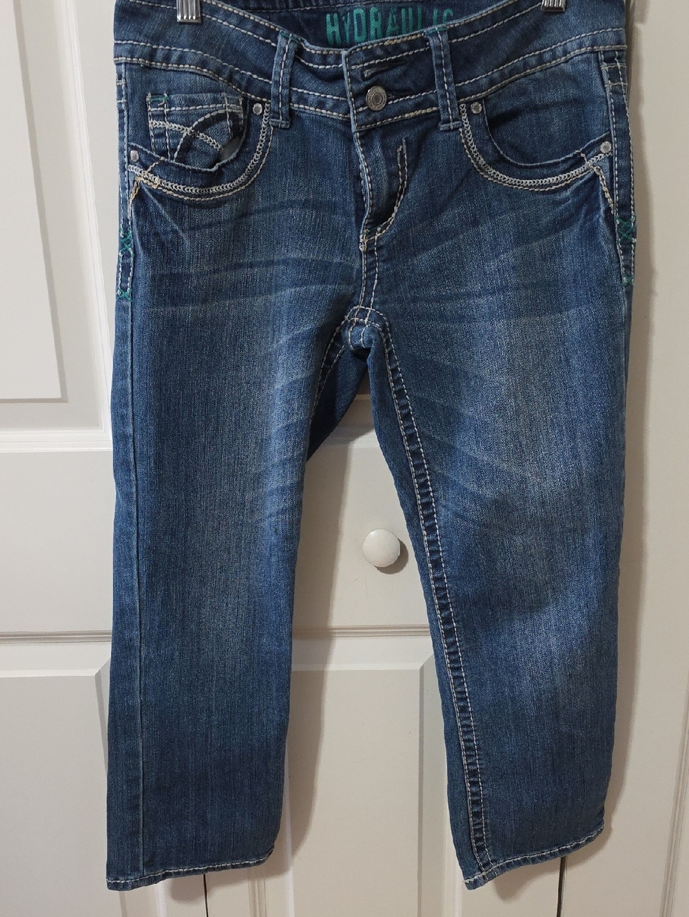 Hydraulic Women's Dark Blue Cropped Denim Capri